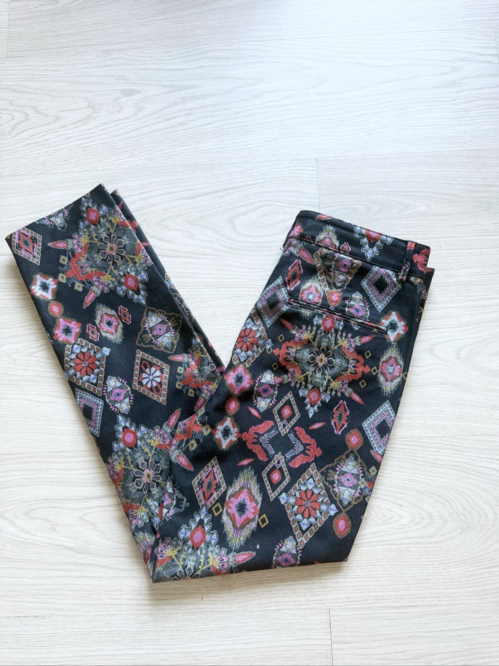 Pantalon slim noir & multicolore à motifs Zara taille 36 S